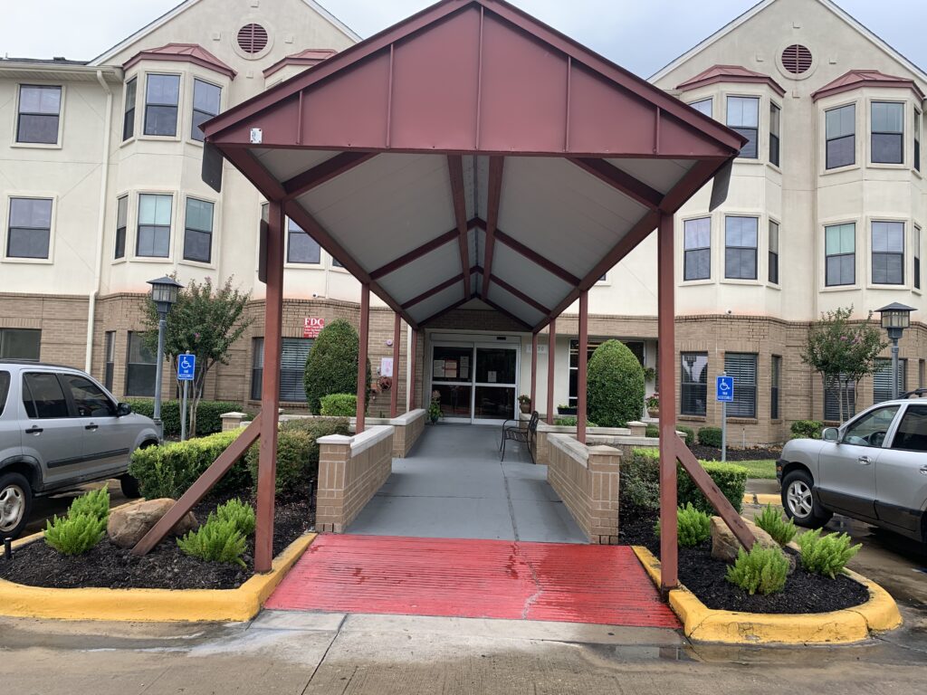 Independence Senior Living in Texas